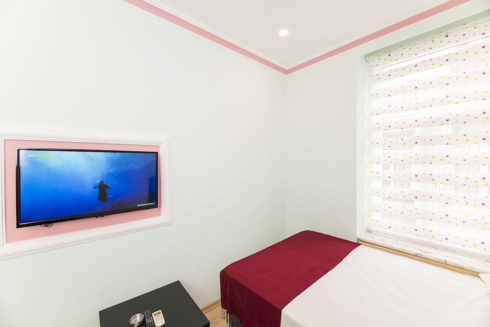 undefined Taxim Elegance Suites 9