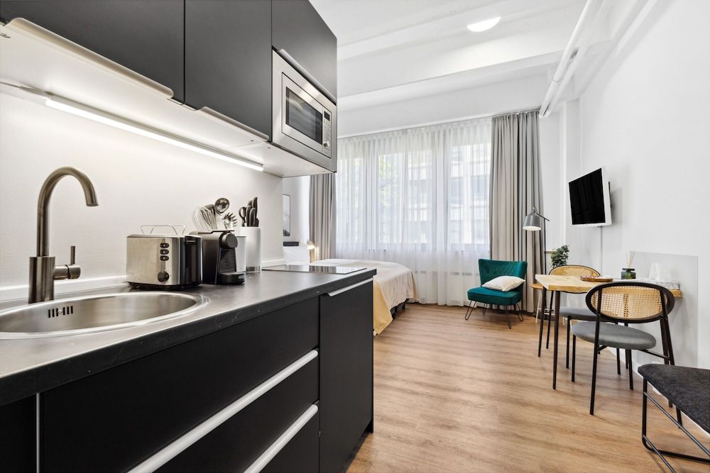 limehome Munich Fritz-Erler Str. Suite 21