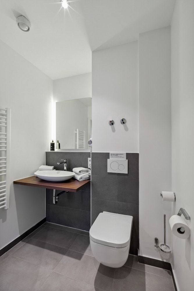 limehome Munich Fritz-Erler Str. Suite 13