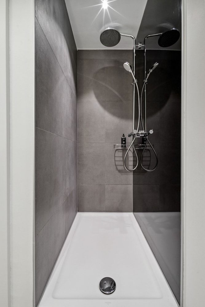 limehome Munich Fritz-Erler Str. Suite 9