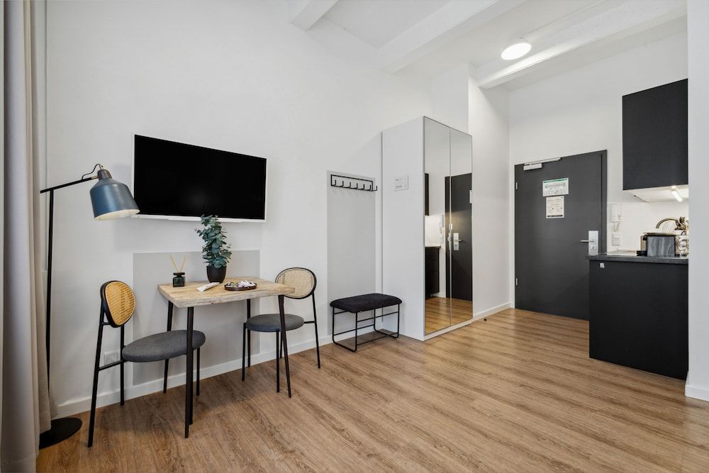 limehome Munich Fritz-Erler Str. Suite 18