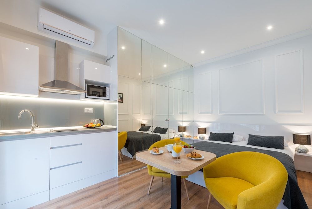 undefined Scalini Palace 4