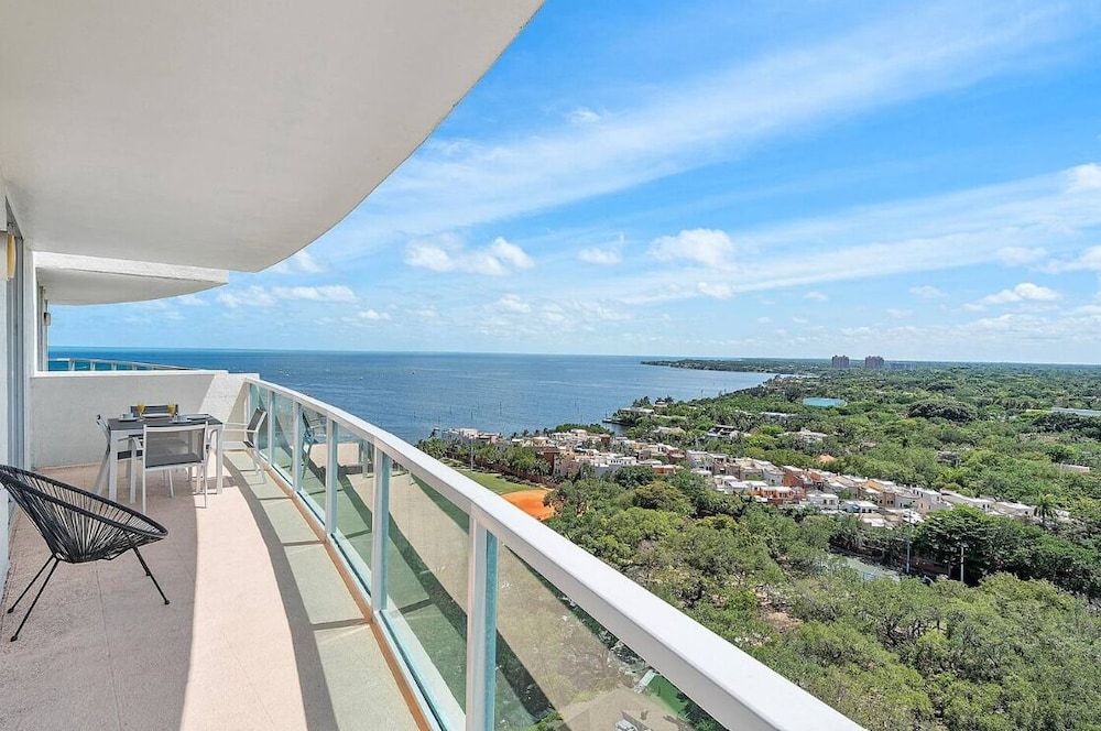 Miami Vacation Rentals - Coconut Grove