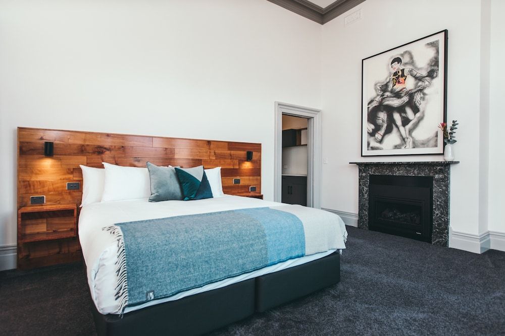 Maylands Lodge Hunter Suite 4