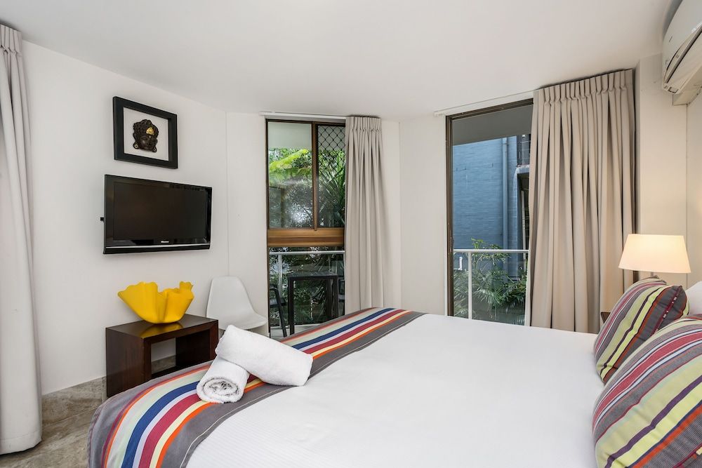 Bayview Beachfront Apartments, in town right on the beach Standard Apartment, 1 Bedroom