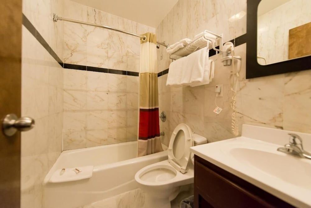 undefined Super Lake Hotel 4