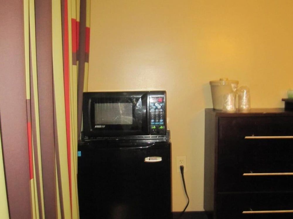 undefined Super Lake Hotel 9