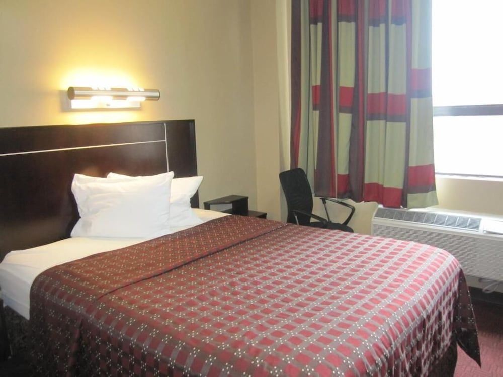 undefined Super Lake Hotel 2