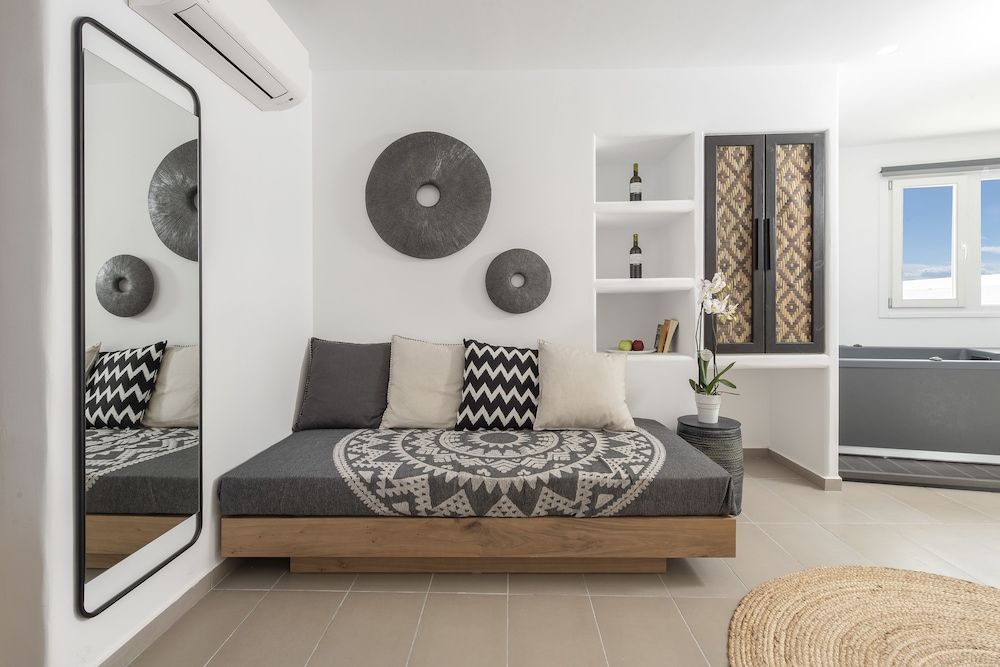 Little Venice Villas Executive Suite, Hot Tub, Sea View