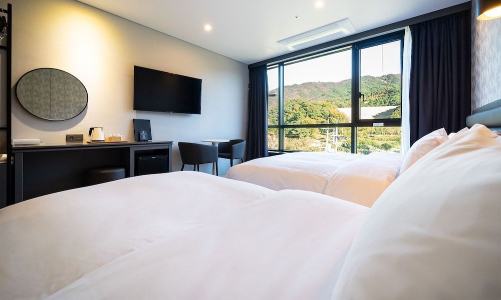 Hotel Ohevday Deluxe Twin 4