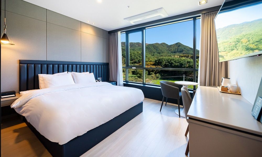 Hotel Ohevday Deluxe 2