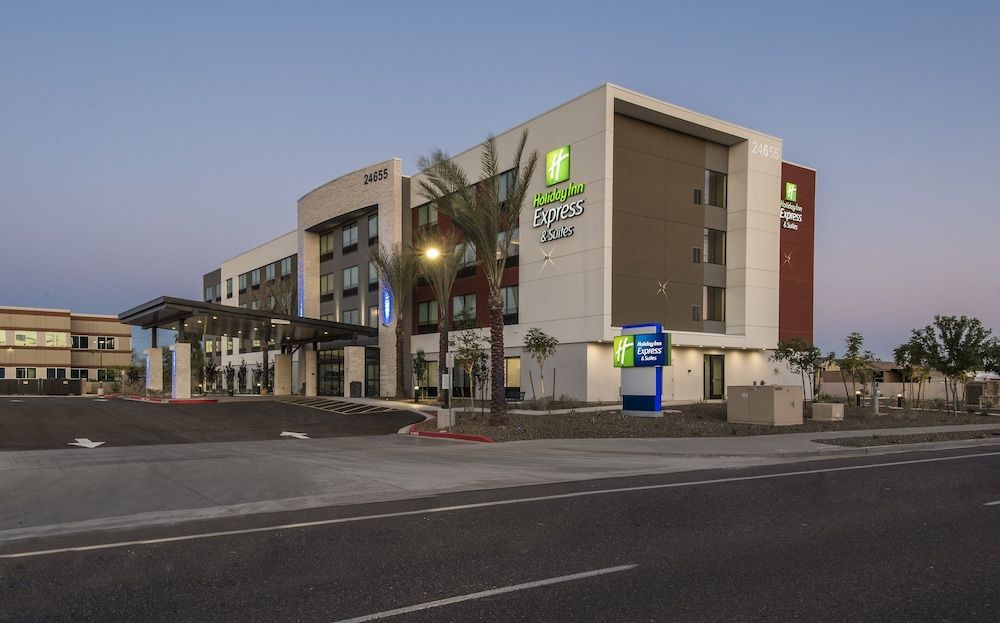 undefined Holiday Inn Express & Suites Phoenix North - Happy Valley by IHG 3