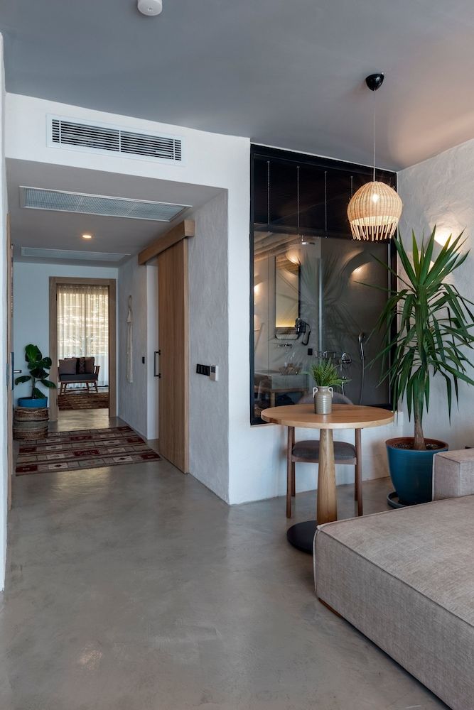 undefined Harbour Suites 9