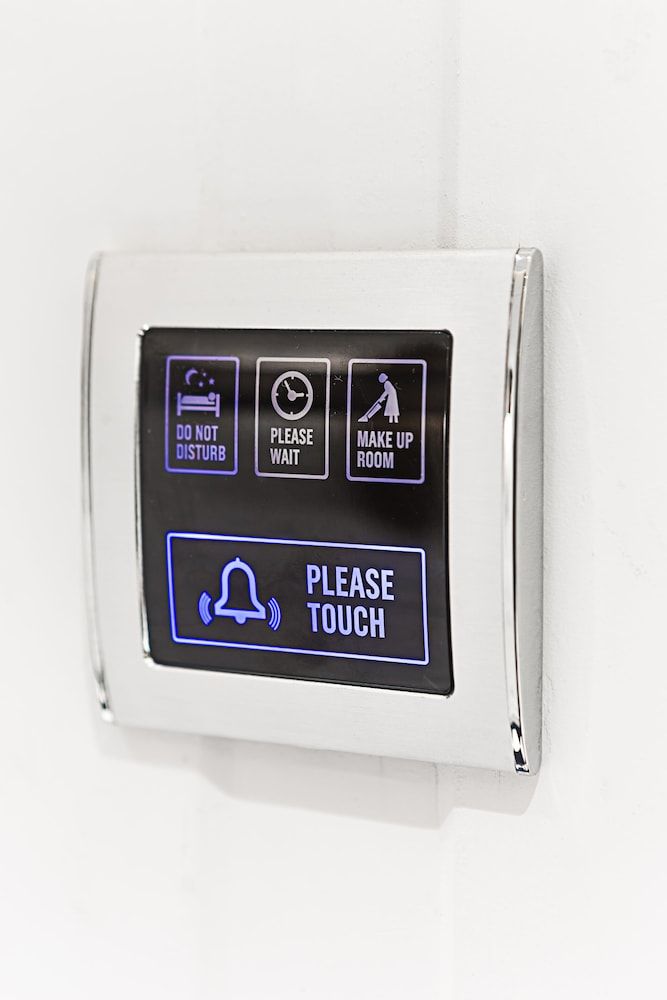 Stonehill Suites Presidential Suite, 1 King Bed, Balcony, City View 8