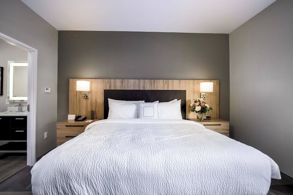 undefined Towneplace Suites Houston Hobby Airport 5
