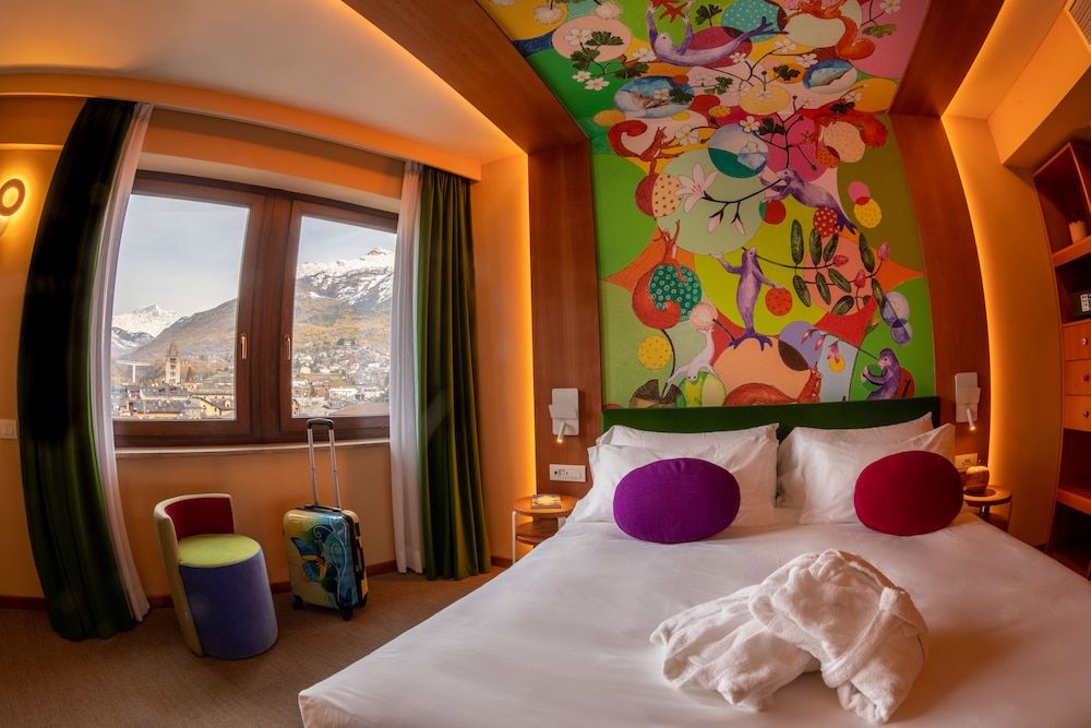 Omama Hotel Family Room, City View (Plus) 5