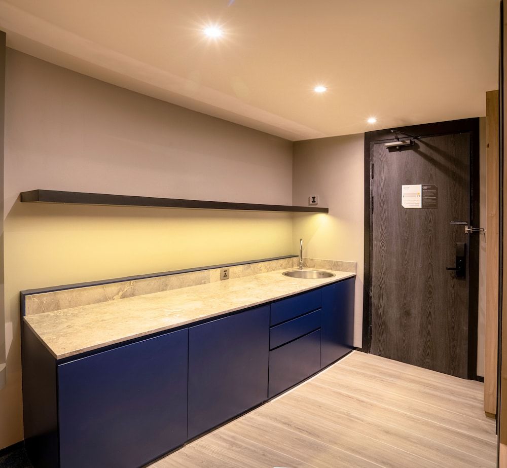 Aston Cilegon Boutique Hotel Deluxe Room (Premier) 3