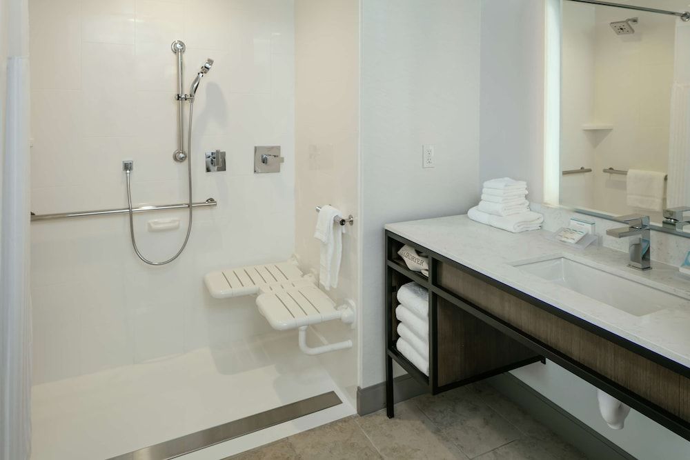 Suite, 2 Queen Beds, Accessible (Roll-In Shower, Mobility & Hearing)