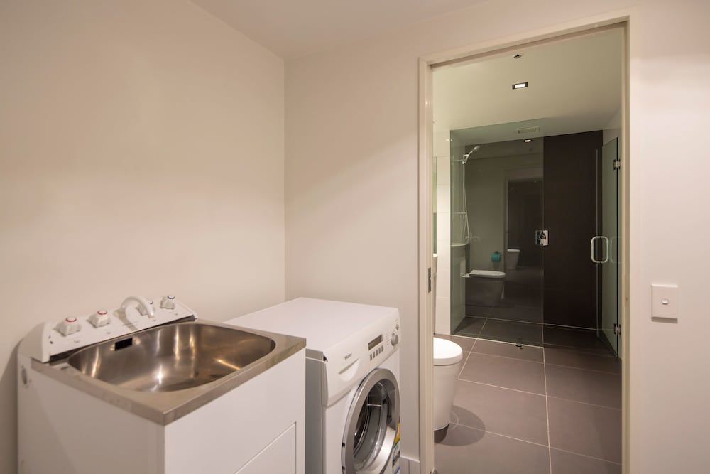 Panorama Terrace Apartments, Element Escapes Apartment, 3 Bedrooms, Lake View 7