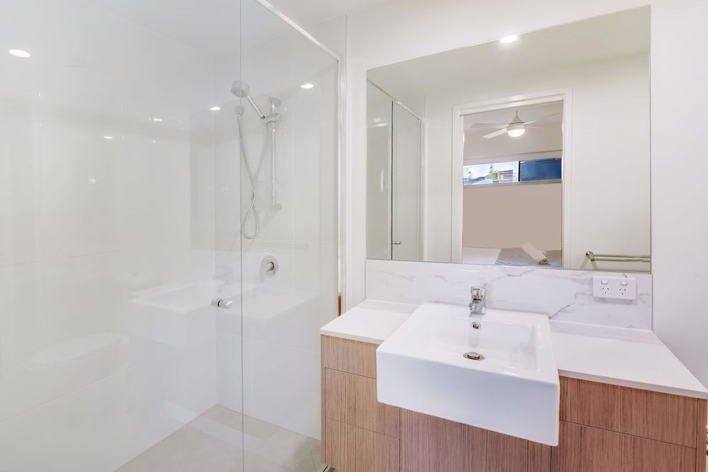 Aquarius Kawana Standard Double or Twin Room, 1 Bedroom, Lake View 6