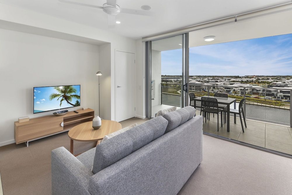 Aquarius Kawana Standard Double or Twin Room, 1 Bedroom, Lake View 4