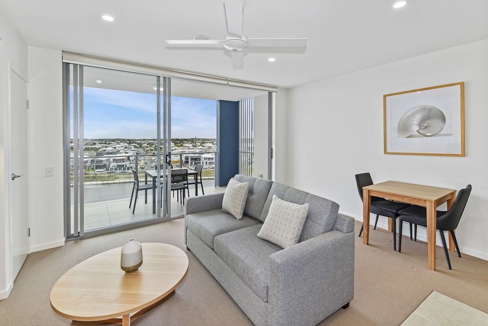 Aquarius Kawana Standard Double or Twin Room, 1 Bedroom, Lake View 8
