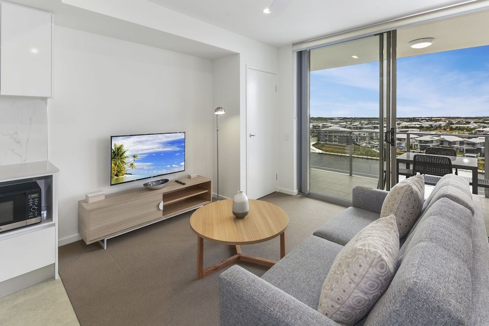 Aquarius Kawana Standard Double or Twin Room, 1 Bedroom, Lake View 11