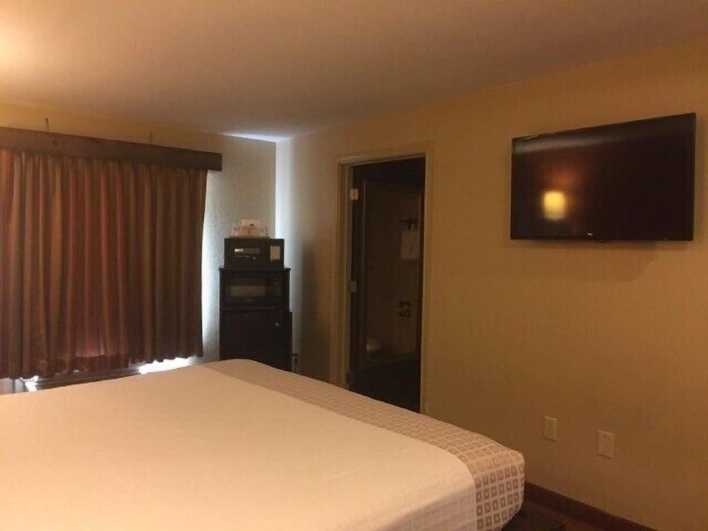 Standard Room, 2 Double Beds, Non Smoking