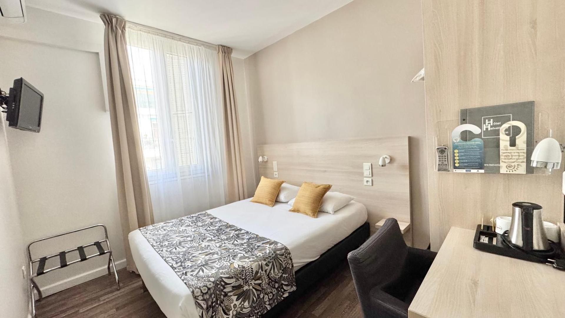 undefined Hôtel Helvétique 4