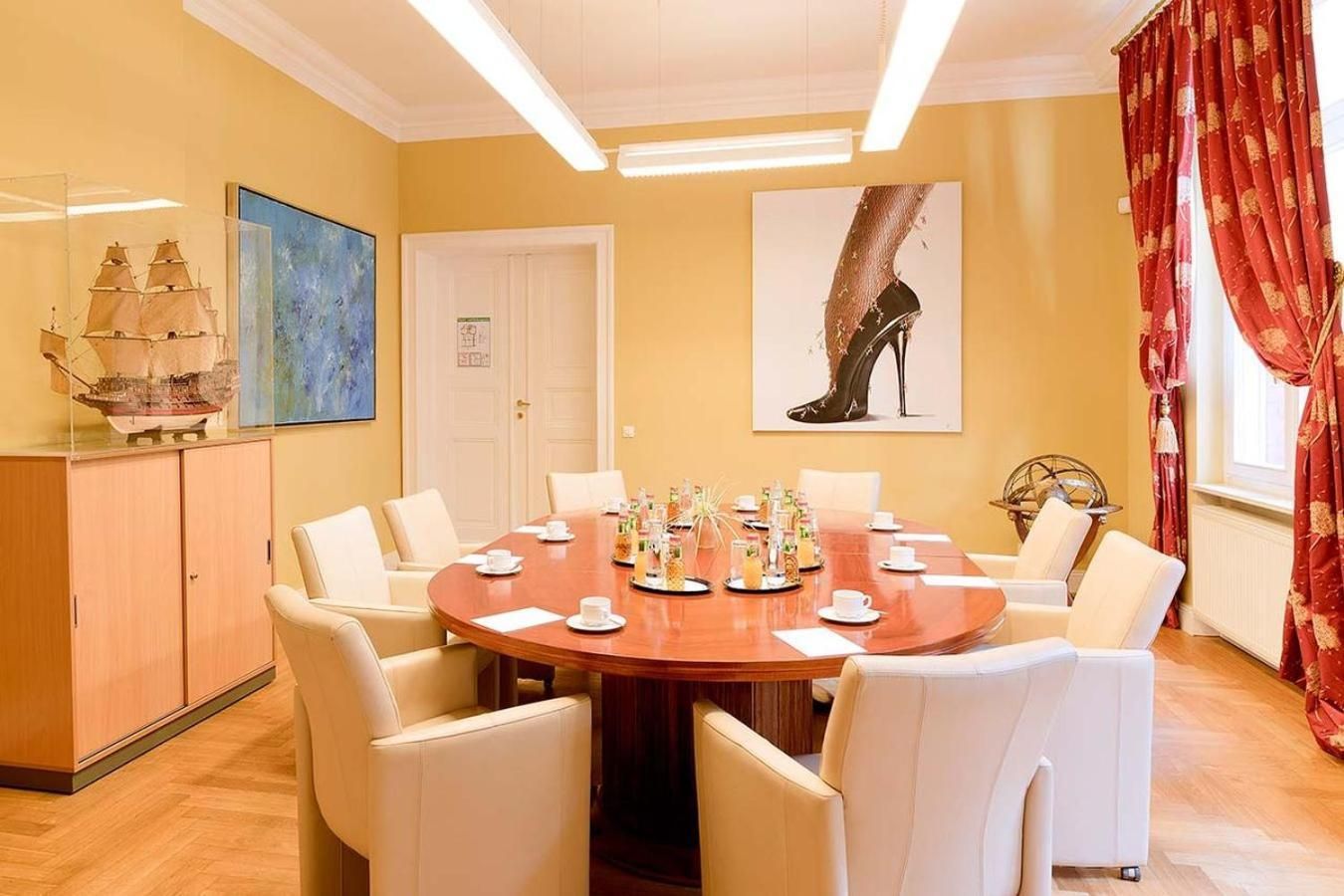 meeting room / ballrooms