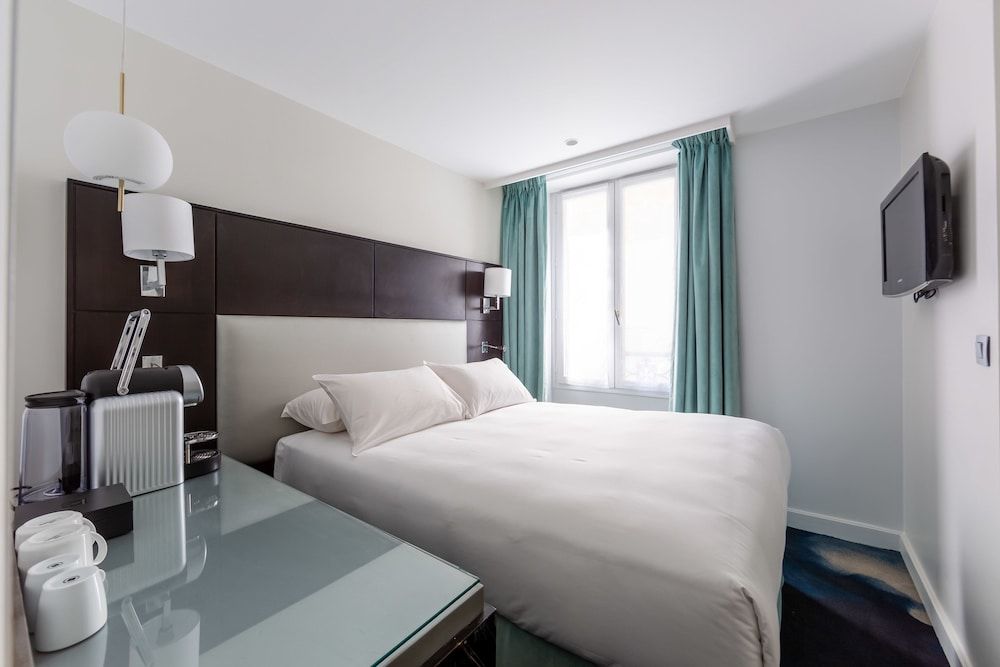 Hôtel 15 Montparnasse Standard Double Room, 1 Double Bed 12