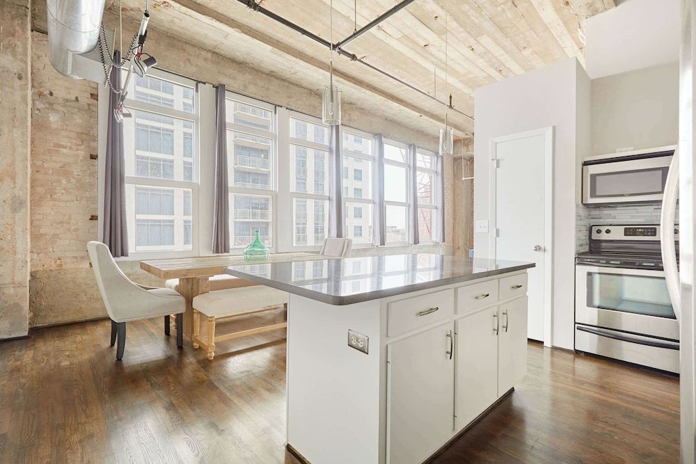 undefined Reside Houston Dwntwn, Wyndham 10