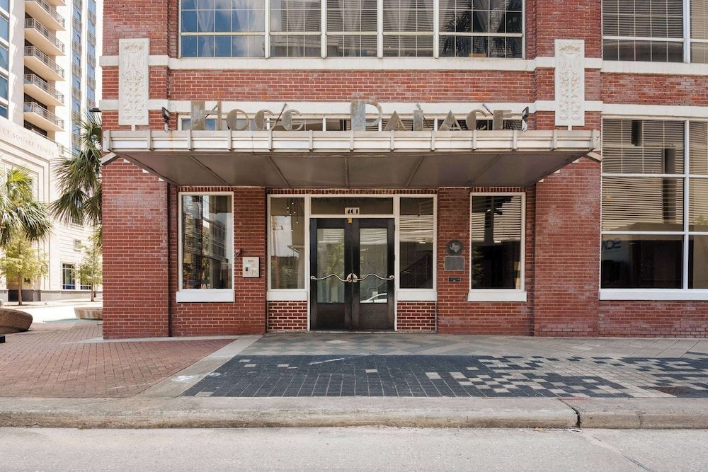 undefined Reside Houston Dwntwn, Wyndham 7