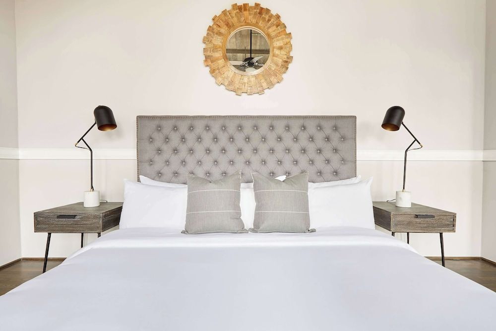 undefined Reside Houston Dwntwn, Wyndham 3