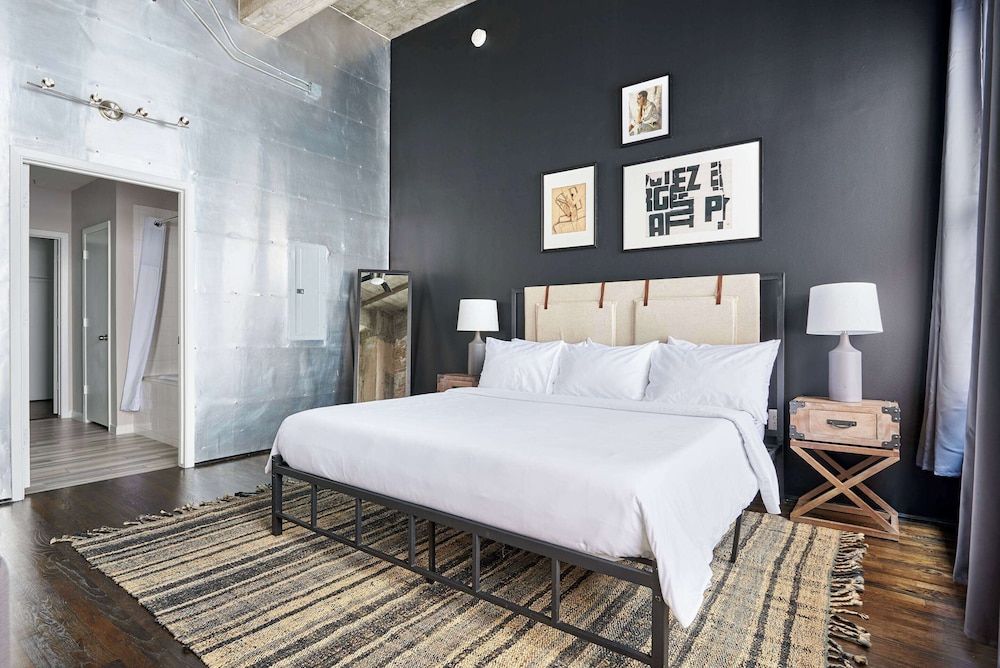 undefined Reside Houston Dwntwn, Wyndham 4