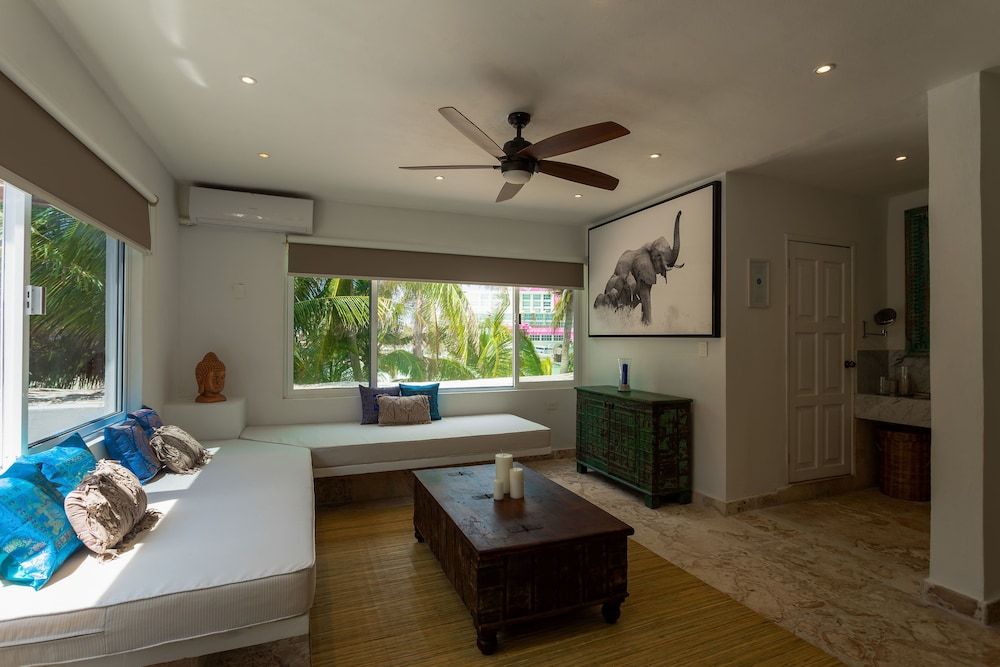 Lotus Beach Hotel - Adults Only Jacuzzi Suite with Partial Ocean View 3