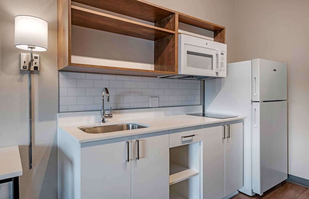 Extended Stay America Premier Suites Melbourne Palm Bay Standard Studio, 1 Queen Bed, Non Smoking 2