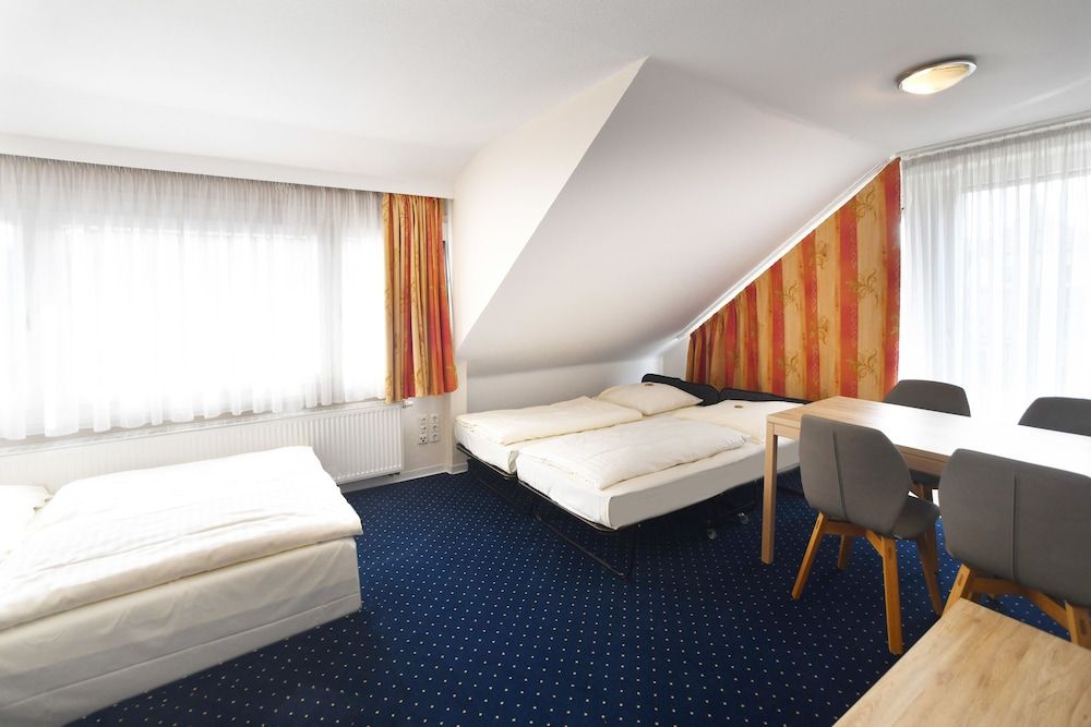 Apartment (XL)