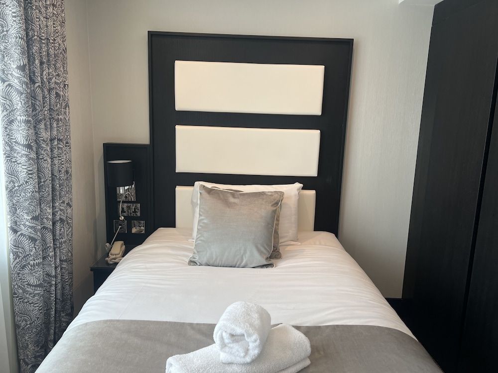 undefined Hatton Garden Hotel 5