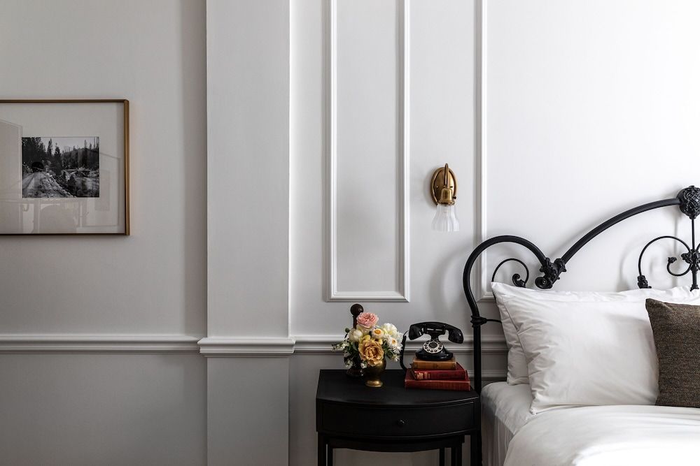 Holbrooke Hotel Deluxe Room, 1 Queen Bed (Holbrooke Queen) 3