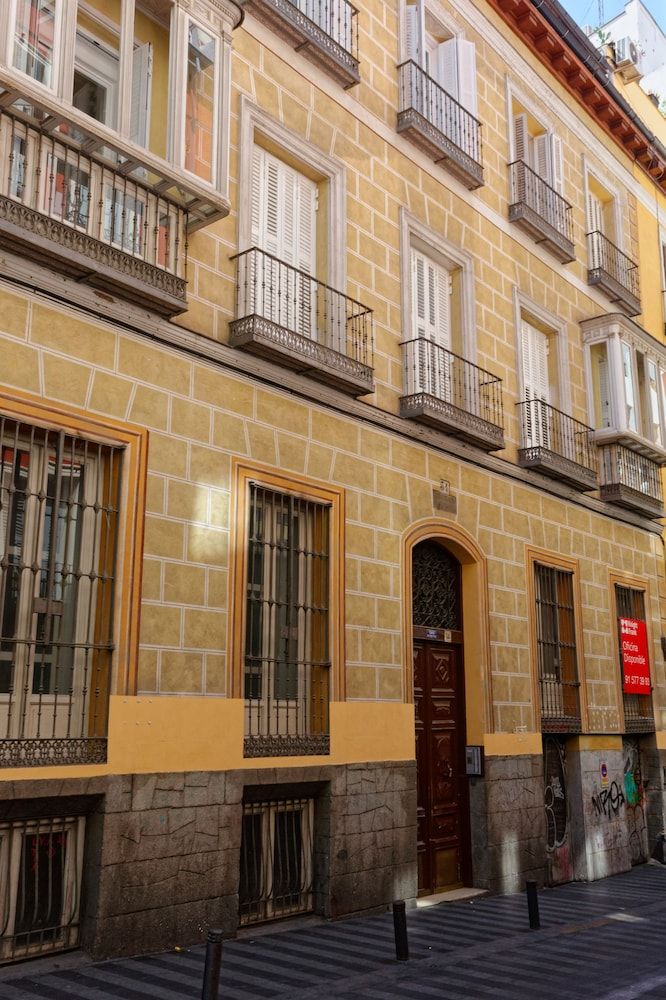 undefined Arenal Suites Gran Vía 6