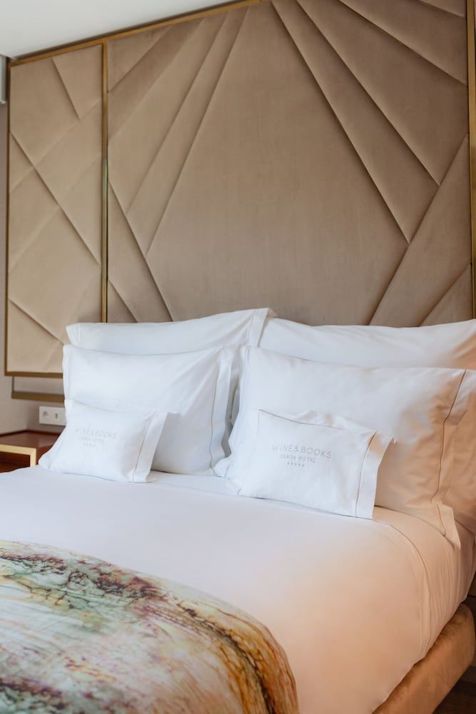 undefined Wine & Books Lisboa Hotel 4