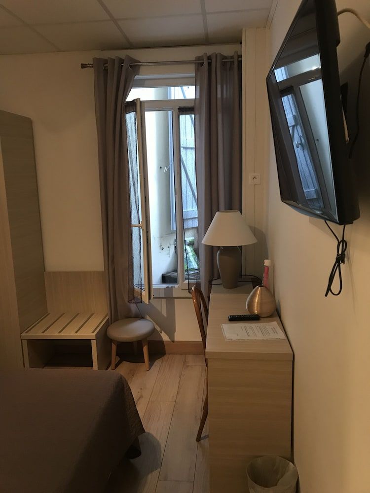 Hotel Lutetia Comfort Twin Room, 2 Twin Beds 11