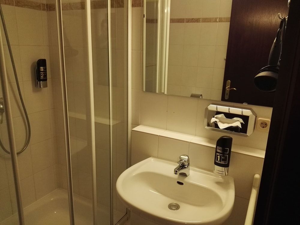 G&H Hotel Rosengarten Comfort Twin Room, 2 Twin Beds 6