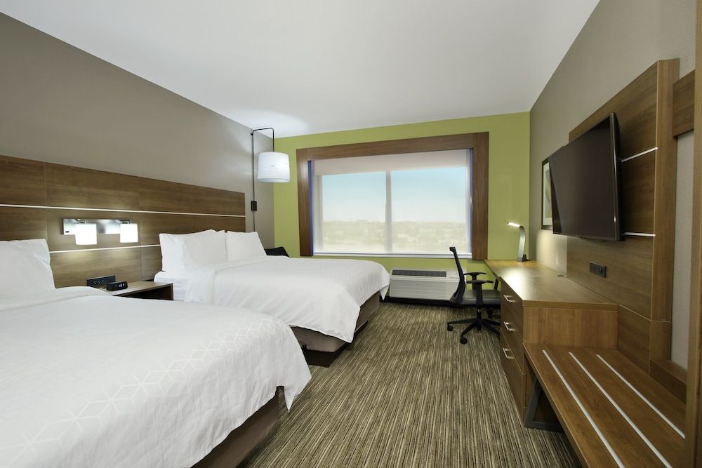 Suite, 2 Queen Beds