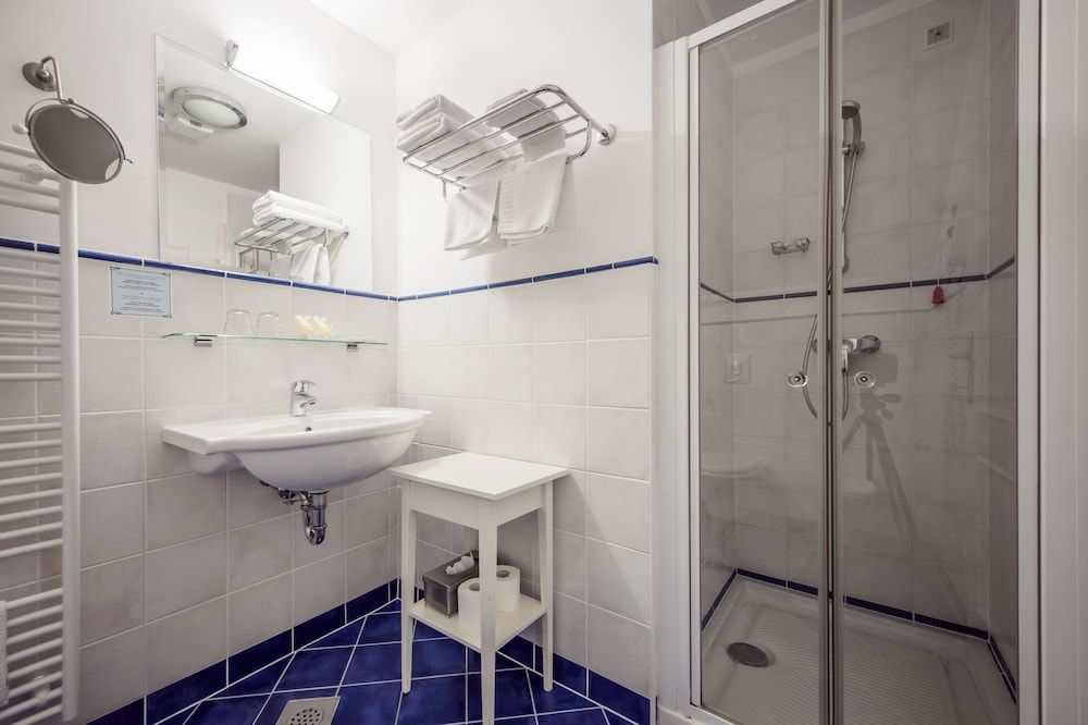 Triglav Bled Basic Room 9