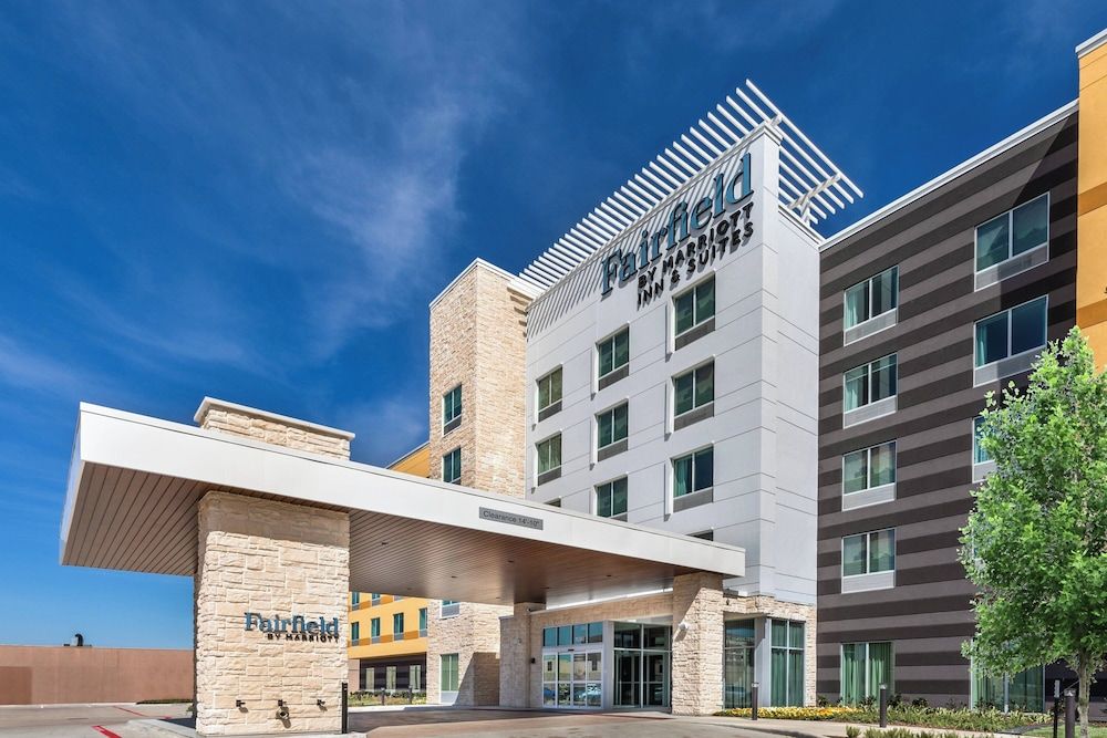 undefined Fairfield Inn & Suites Houston Memorial City Area 5