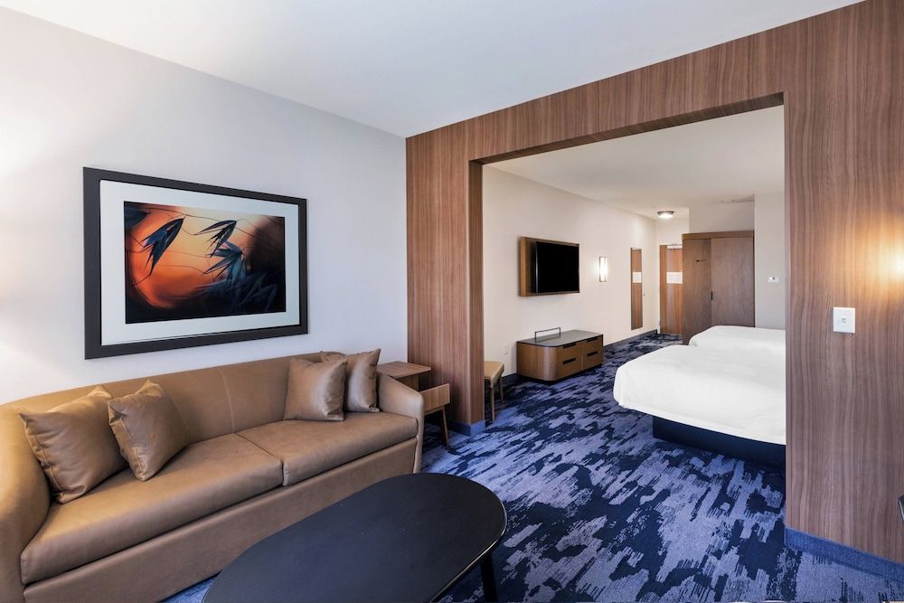 undefined Fairfield Inn & Suites Houston Memorial City Area