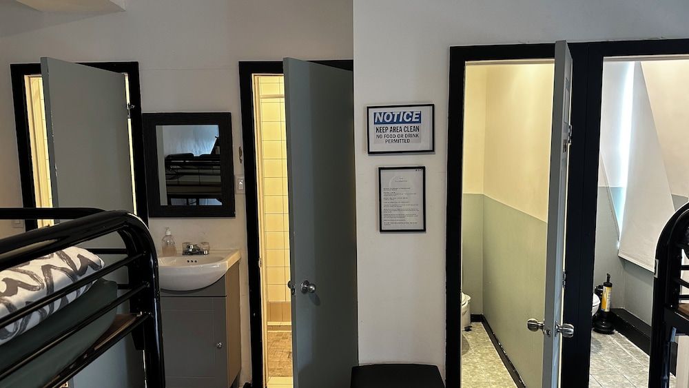 undefined Queen Nest Hotel 9