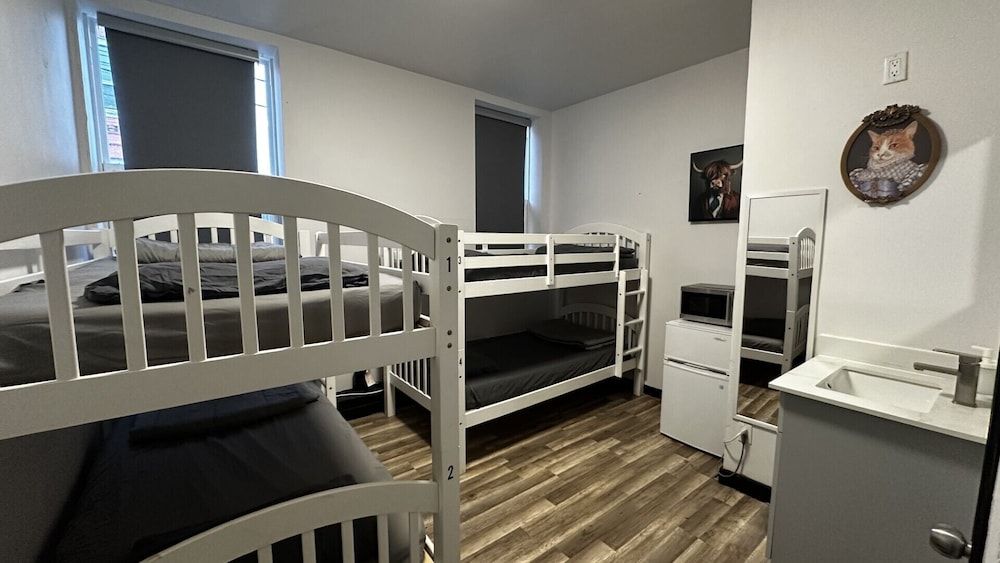 undefined Queen Nest Hotel